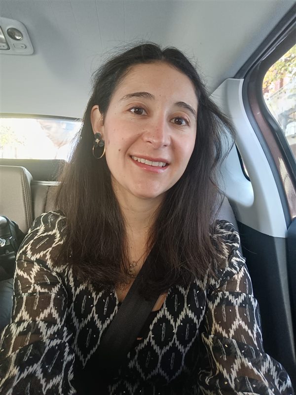 Laura Fuente, alumna de formación en estética de Raquel Larrea