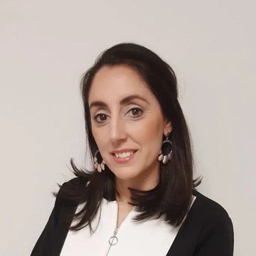Raquel Larrea, directora del centro de estética Raquel Larrea en Logroño