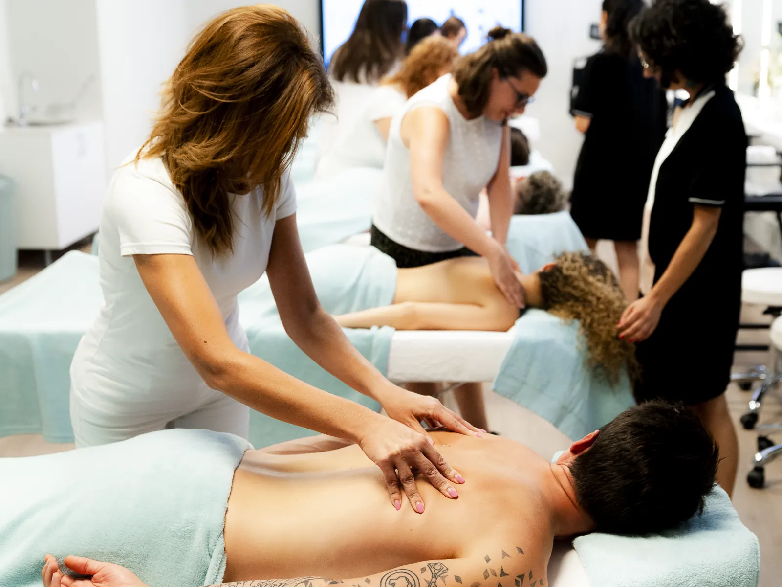 Curso de Extension de Pestanas en la Escuela Raquel Larrea de Logroño