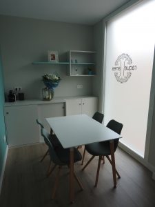 DSCN3568 escuela raquel larrea estética profesional