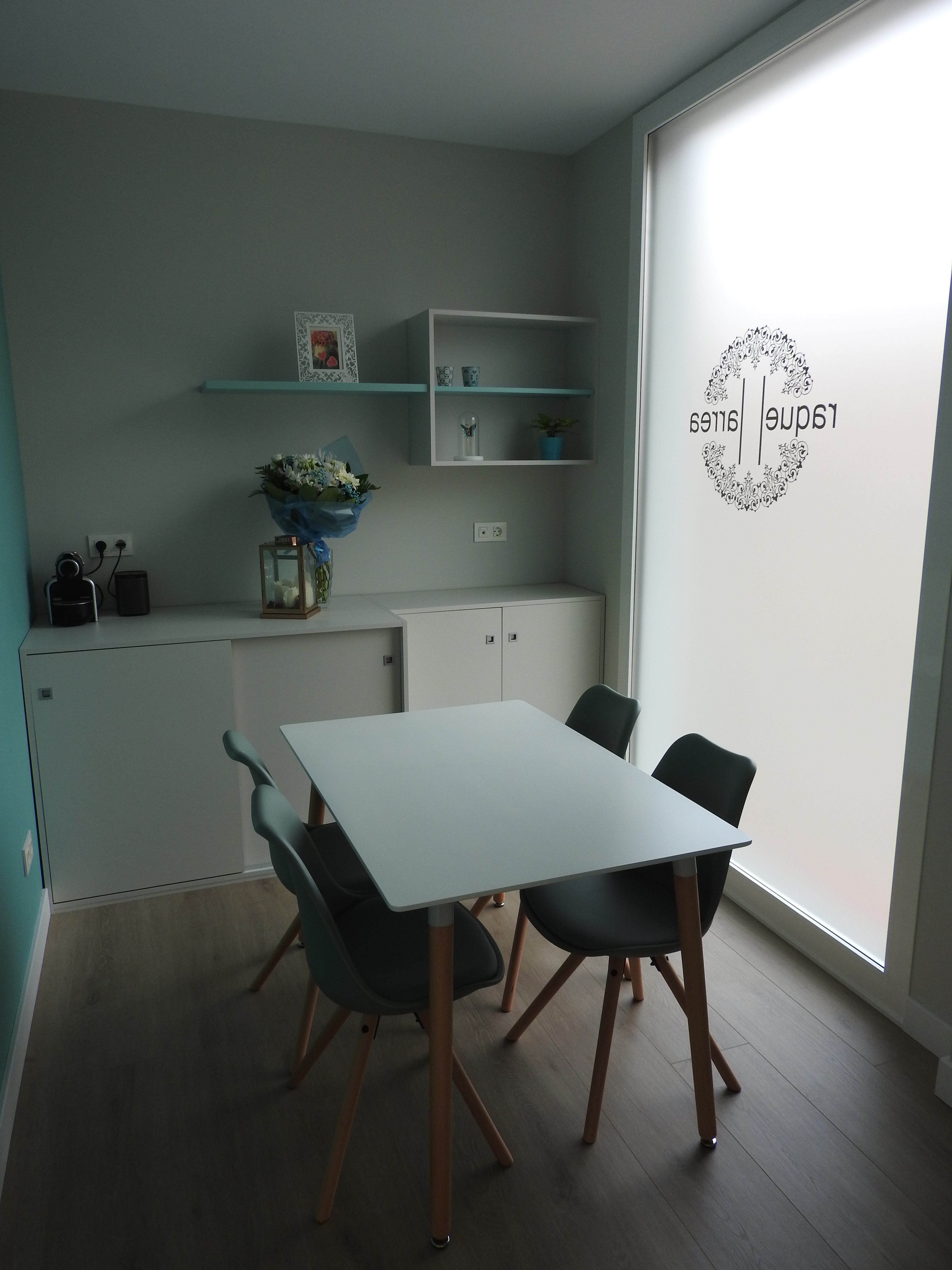 Cabina de prácticas de la Escuela Raquel Larrea